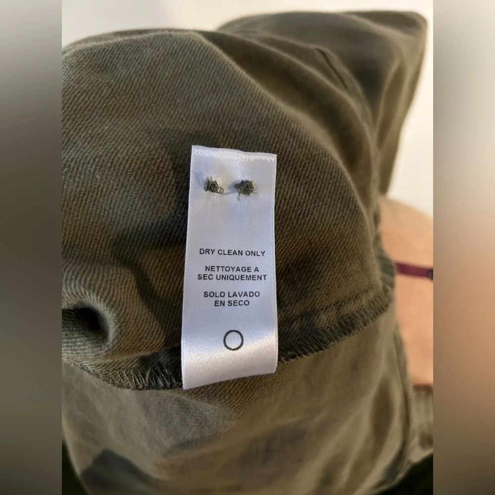 Frame Linen Blend Minimalist Popover Top Faded Militia Green size XS - Picture 10 of 10